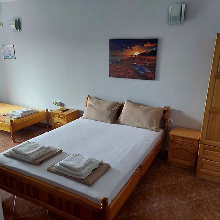 Topchievi Isles Созопол Екстериор снимка